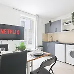 Eiffel Tower Heart Of Paris 1Br-4P With Netflix